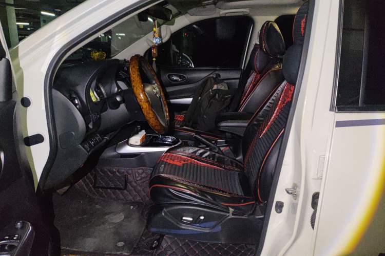 Used Nissan Terra 2018 2.5L Automatic 4x4 Luxury Edition
