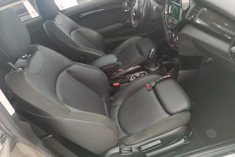 Used MINI 2018 2.0T COOPER S Classic Edition Right Front Seat