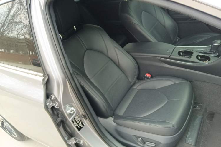 Used Toyota Avalon 2022 2.5L Luxury Edition
