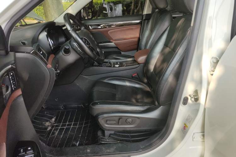 Used GAC Trumpchi GS8 2017 320T Four-Wheel Drive Luxury Smart Connectivity Version (7 Seats)