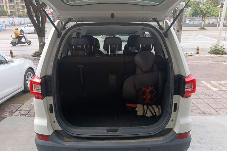 Used FORTHING SX6 2022 1.6L Manual Comfort Model Trunk