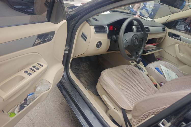 Used Volkswagen Bora 2012 1.6L Automatic Fashion Edition