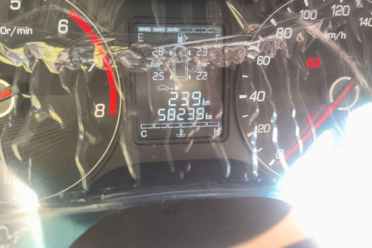 Used Baojun 310W 2017 1.5L Manual Fashion Model China V
