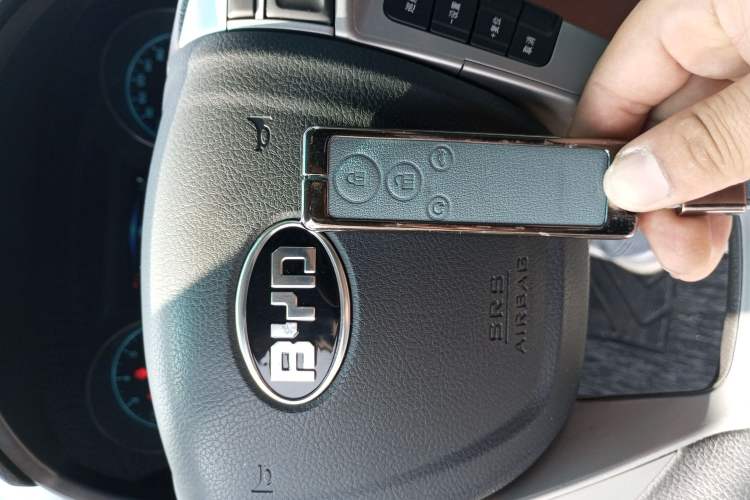 Used BYD Surui 2015 1.5L Manual Comfort Model
