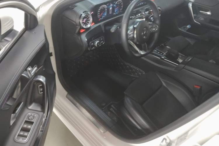 Used Mercedes-Benz A-Class 2021 A 200 L Sport Sedan Fashion Model Driver Seat