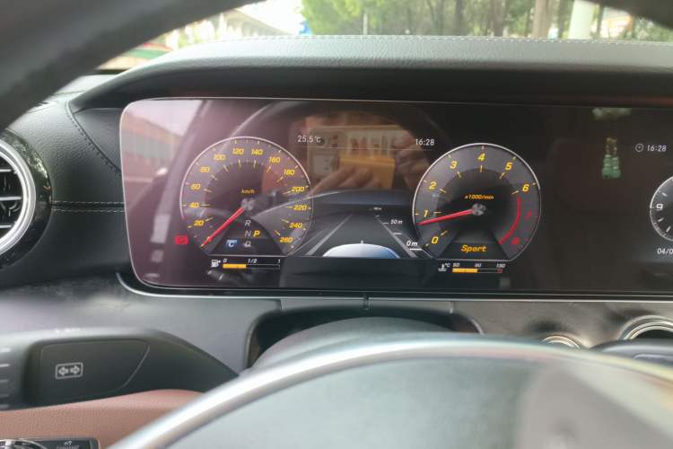 Used Mercedes-Benz E-Class 2018 Facelift E 200 L Sport Edition
