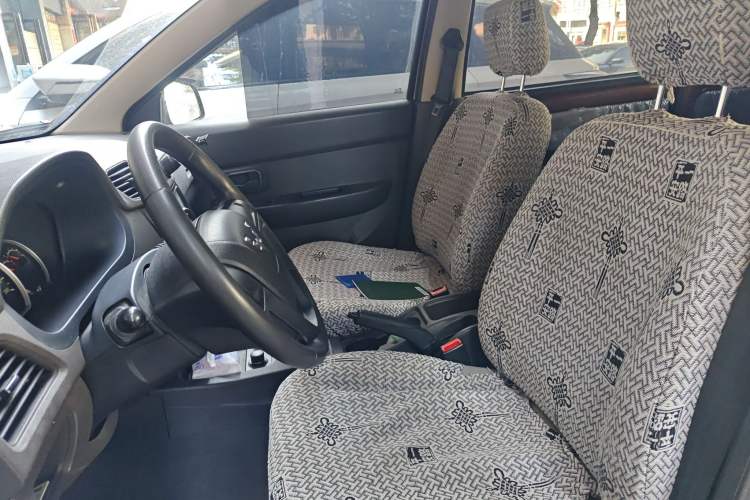 Used Wuling Hongguang 2015 1.5L S Base Model China IV
