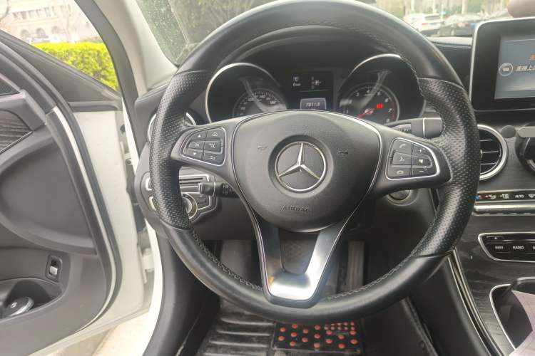 Used Mercedes-Benz C-Class 2015 Restyled C 180 L Sport Edition Steering Wheel
