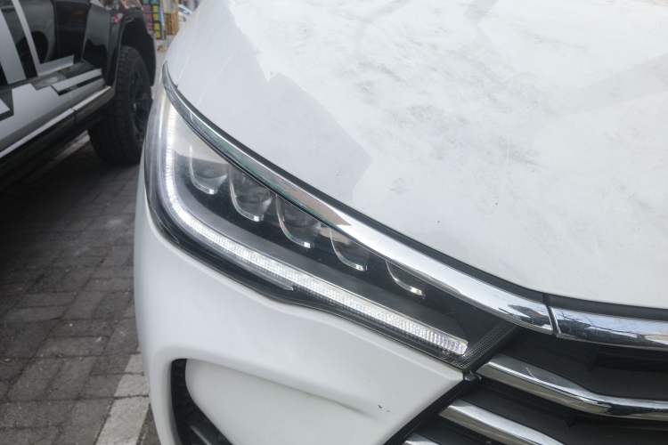 Used BYD Song MAX 2017 1.5T Automatic Smart Connect Elite 7-Seater