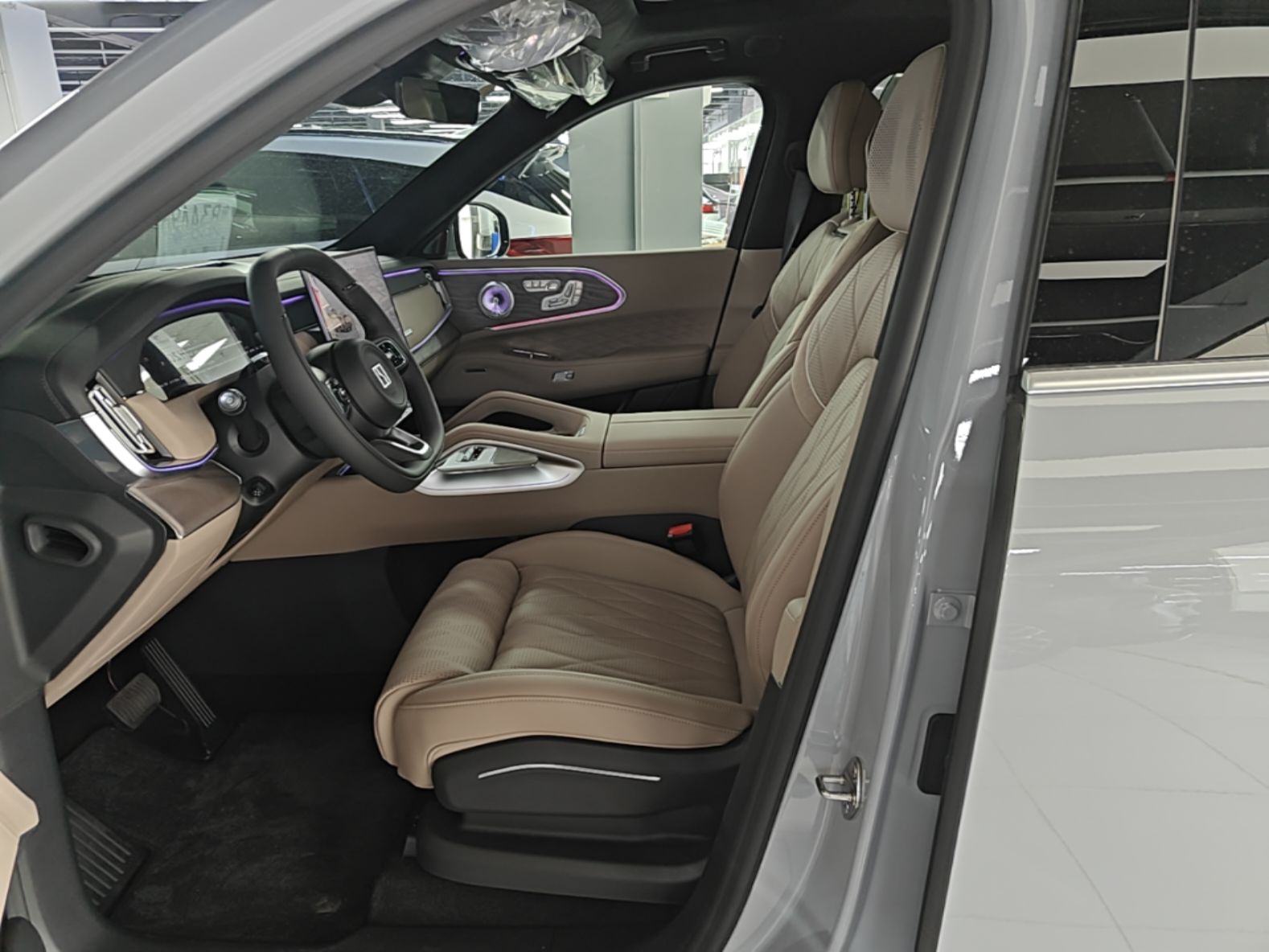 Zeekr 8X 2026 Model Max Edition 55kWh — снимка 17