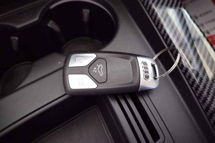 Used Audi A4L 2022 40 TFSI Fashion Dynamic Model