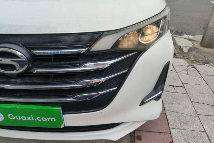 Used GAC Trumpchi M6 2019 270T Automatic Luxury Edition (6-seater) - China V Standard Left Front Headlight