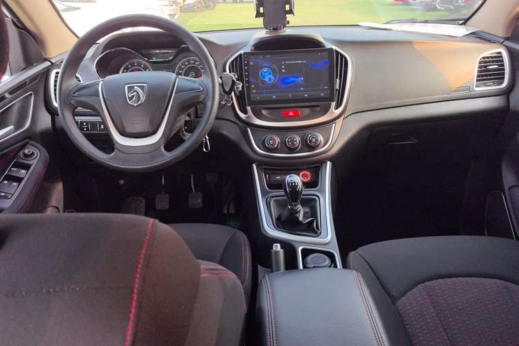 Used Baojun 560 2016 1.8L Manual Value Edition