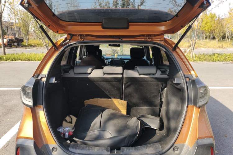 Used Honda LIFE 2021 1.5L CVT CRO-SS Fun Edition