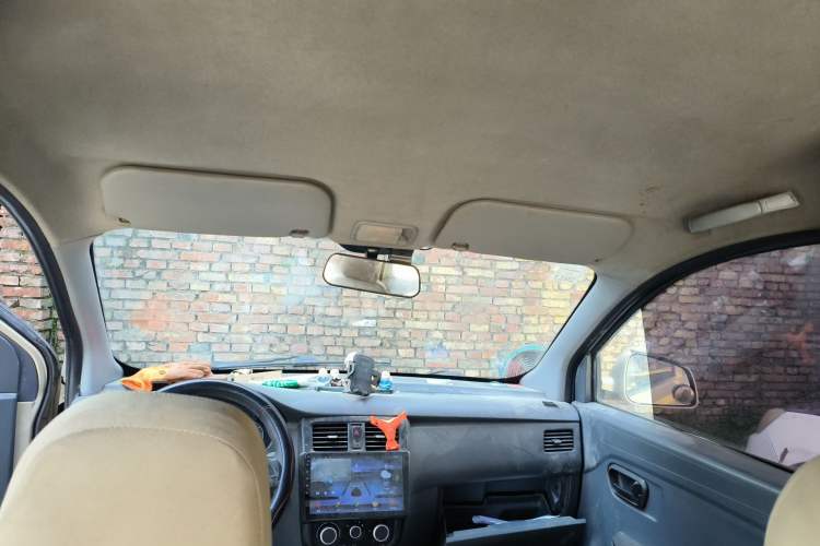 Used Wuling Rongguang V 2015 1.5L Practical Version Headliner