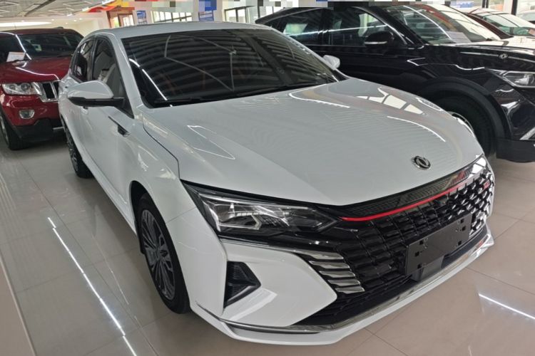 Used Dongfeng Aeolus Yixuan MAX 2023 1.5T Ultra-Stylish Trendsetting Dad Edition