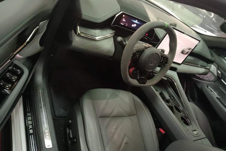 Used Zeekr 001 2023 WE Edition 86 kWh
