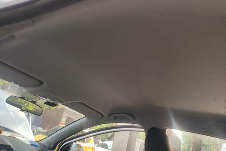 Used Cowin E3 2018 1.5L Manual Luxury Model
