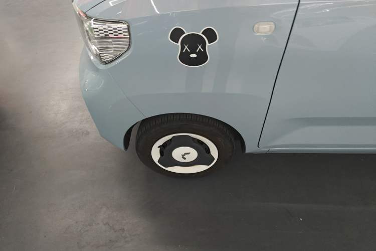 Used Wuling Hongguang MINIEV 2022 Easy Version Lithium Iron Phosphate

