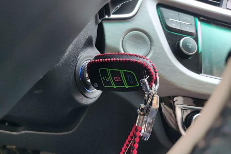 Used Geely Auto Vision X3 2017 1.5L Manual Luxury Model
