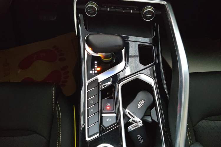 Used Geely Auto Monjaro S 2021 2.0TD DCT Two-Wheel Drive Lightning Edition
