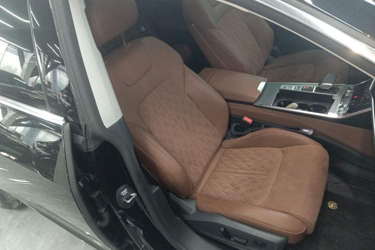 Used Audi A7L 2024 45 TFSI quattro Luxury Edition