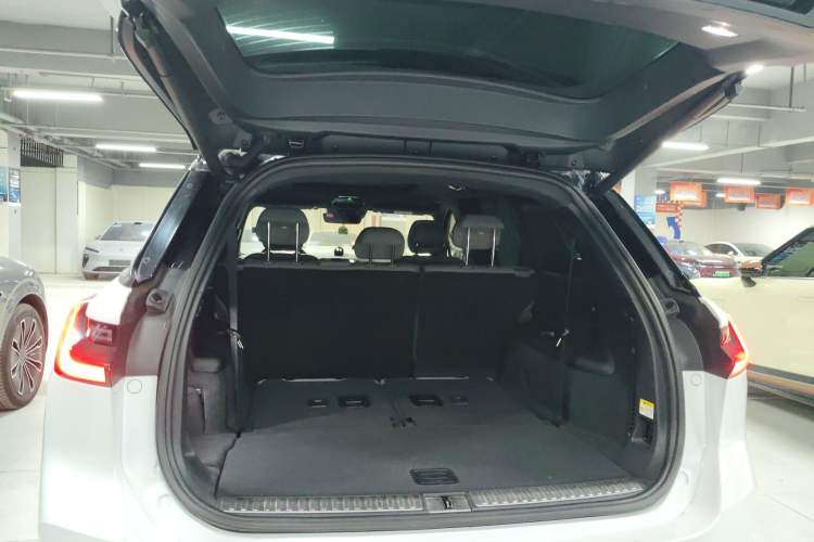 Used Nio ES8 2020 580 km Range 7-Seater Version