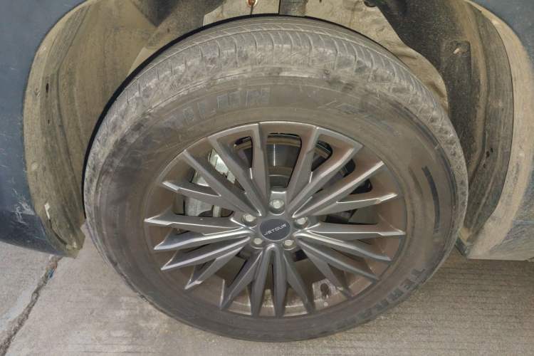 Used JETOUR X90 PLUS 2023 1.6TD DCT Flat-Platform + 5 Seats
