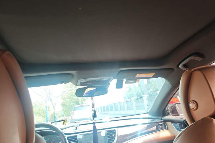 Used Buick LaCrosse 2018 28T Luxury Model Headliner