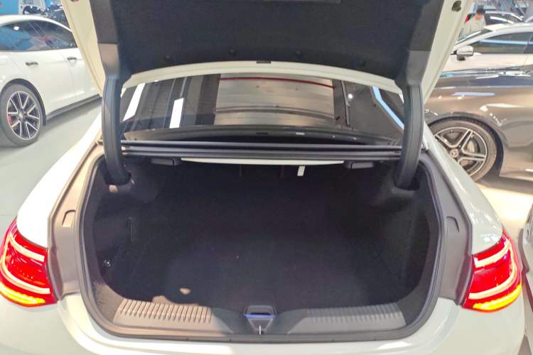 Used Mercedes-Benz CLS 2022 CLS 300 Luxury Model Trunk