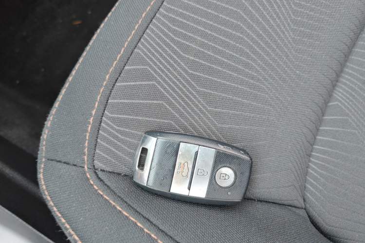 Used Land X5 2016 Plus 1.5T Manual Enjoyment Edition
