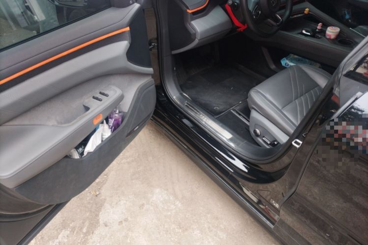 Used Zeekr 001 2025 ME Version 100 kWh All-Wheel Drive Driver Seat