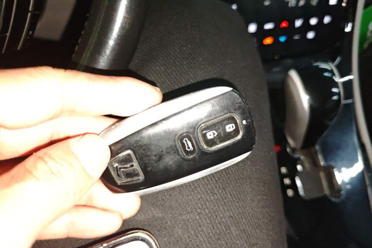 Used Luxgen Great 7 SUV 2015 2.2T Two-Wheel-Drive ZhiZun Version
