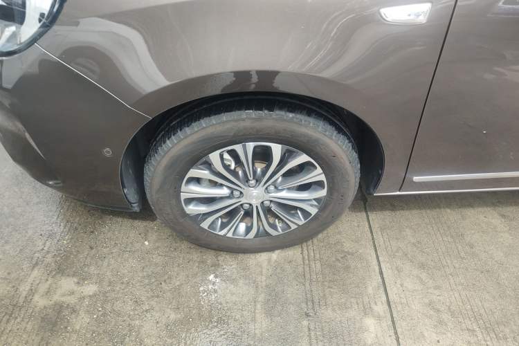 Used Buick GL8 2021 Land Cruiser Executive 652T Premium Model