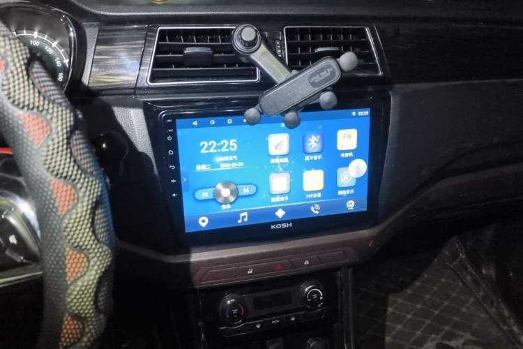 Used Lifan Auto Myway 2016 1.5L Manual Elite Version Audio And AC Panel