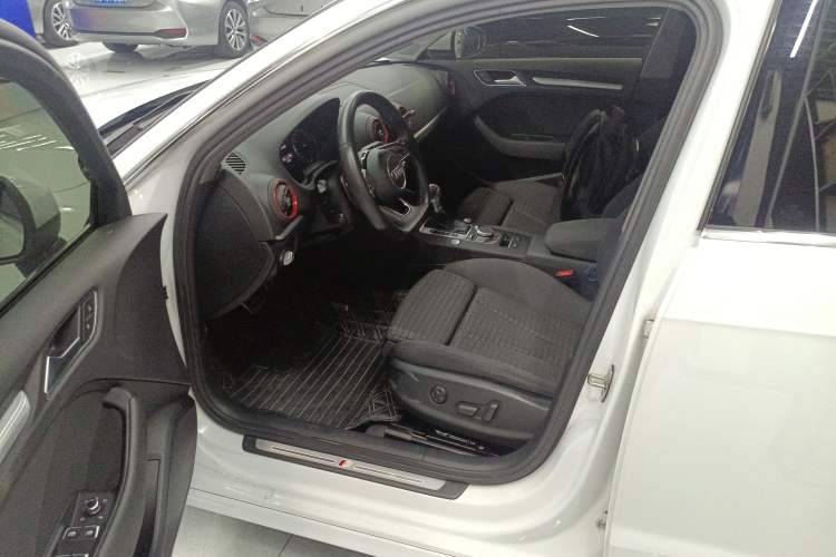 Used Audi A3 2020 Sportback 35 TFSI Sporty Model China VI