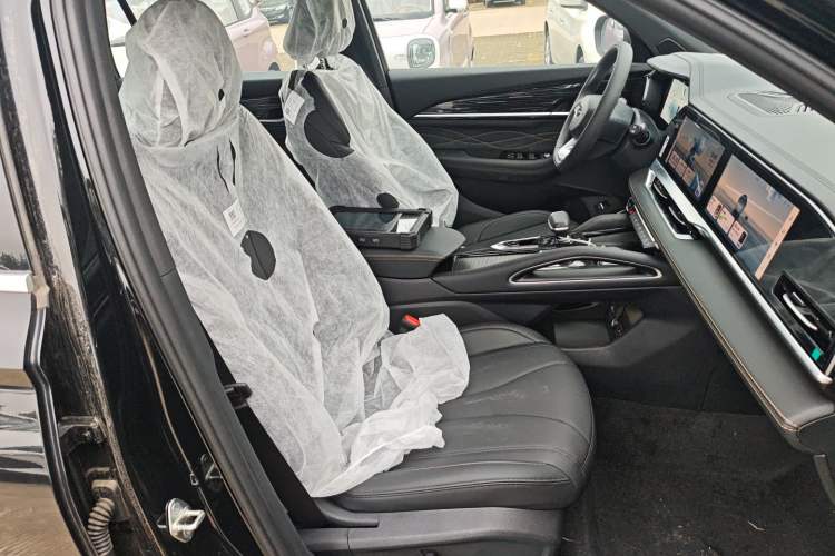 Used Geely Auto Monjaro L 2024 2.0TD DCT EVO Two-Wheel Drive Long-Range Version Right Front Seat