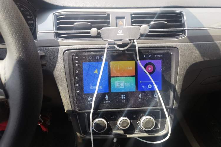 Used Volkswagen Santana 2017 Haval H9 1.6L Manual Fashion Edition Audio And AC Panel