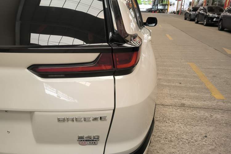 Used Honda Breeze 2021 240TURBO CVT 2WD Luxury Edition Exterior 3