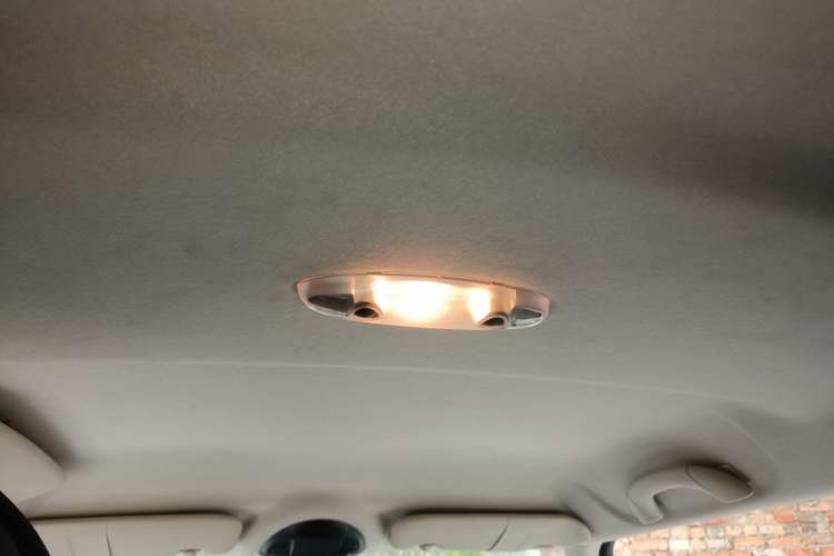 Used MINI 2011 1.6L ONE
