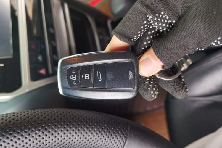 Used Toyota Prado 2018 3.5L Automatic SX
