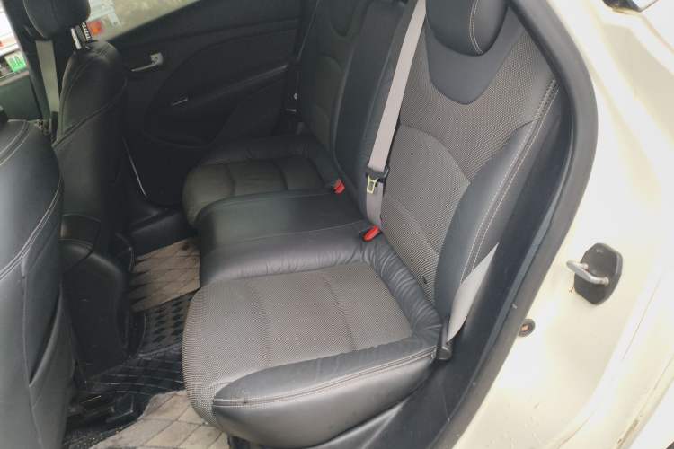 Used Fiat Viaggio 2012 1.4T Automatic Luxury Edition Left Rear Seat