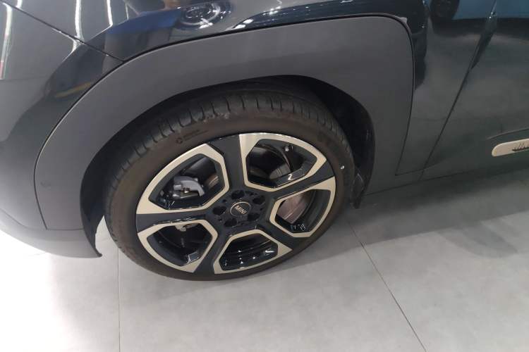 Used MINI Electric MINI ACEMAN 2024 SE Artist