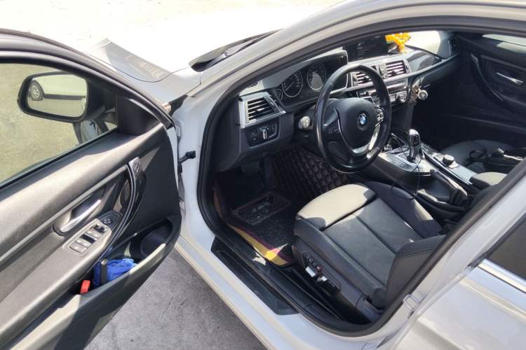 Used BMW 3 Series 2018 318Li
