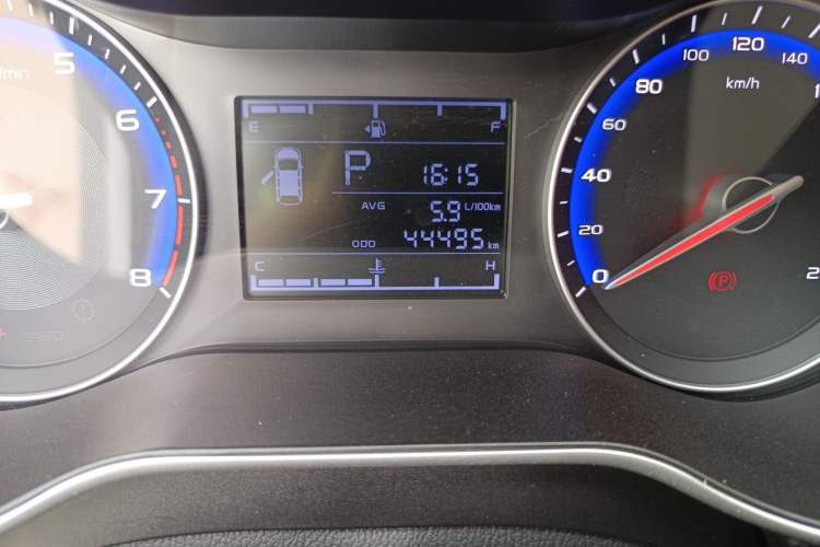 Used Geely Auto Vision 2020 1.5L CVT Asian Games Edition Odometer Close Up