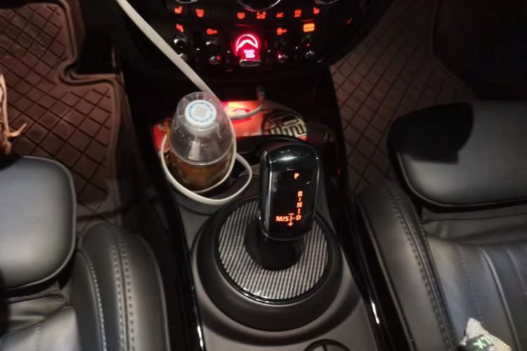 Used MINI Clubman 2023 Revised 2.0T COOPER S Connoisseur Gear Lever