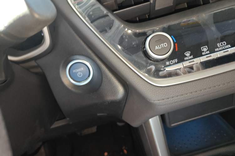 Used Toyota FRONTLANDER 2023 2.0L Smart Electric Hybrid Dual-Engine Luxury Edition
