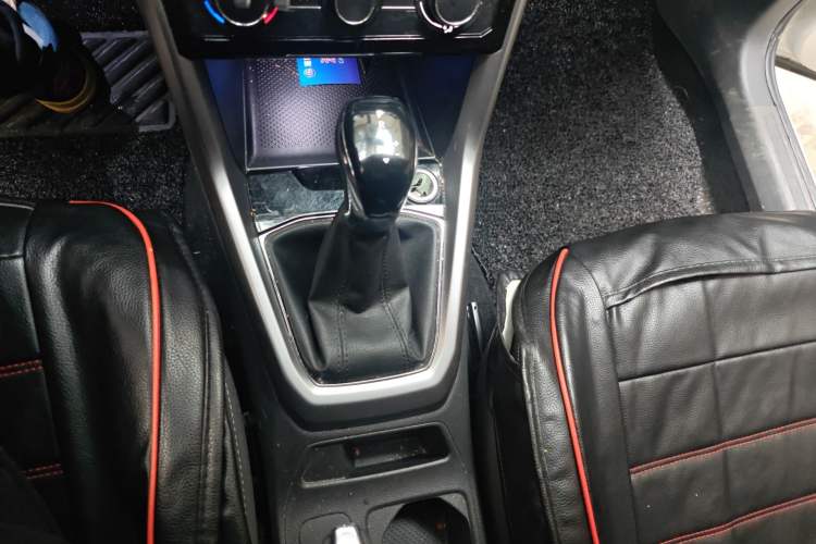 Used Volkswagen T-Cross 2019 1.5L Automatic Comfort Edition Gear Lever