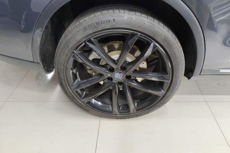 Used BYD Tang New Energy 2021 DM 2.0T Four-Wheel Drive High-Performance Flagship Model Exterior 5