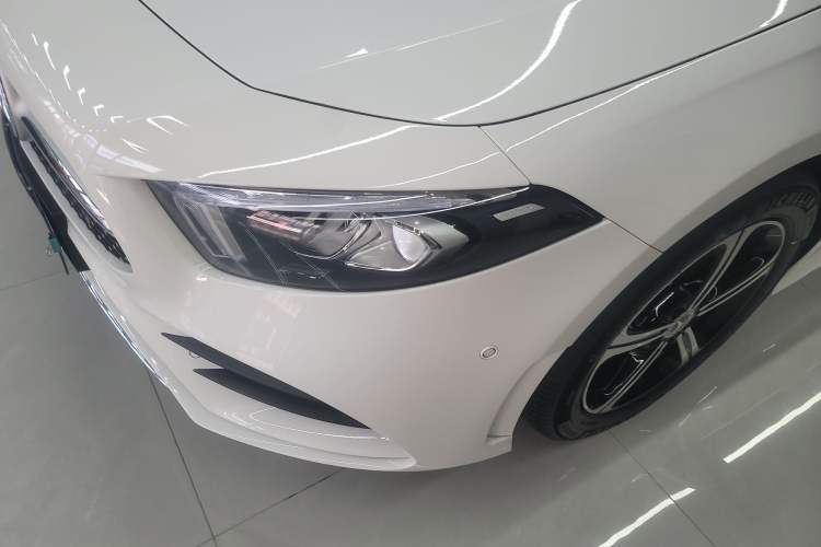 Used Mercedes-Benz A-Class 2022 Revised Version A 200 L Sport Sedan Fashionable Style Left Front Headlight